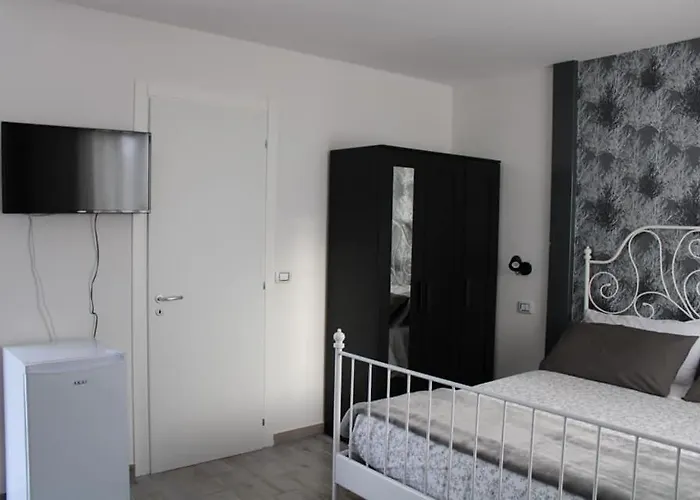 住宿加早餐酒店 Marino 格里索利亚