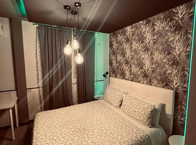 Marino Nocleg ze śniadaniem 4*